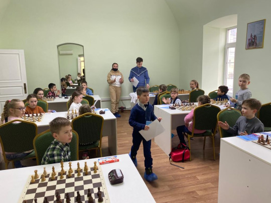 В Туле прошел матч между участниками Конкурса на лучшее преподавание шахмат в школах.